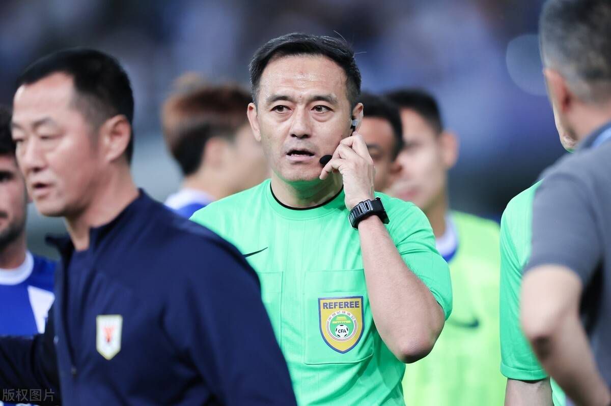 谈到赫罗纳本赛季的出色发挥，罗梅乌说道：“赢得联赛是困难的旅程，需要经历很多考验和比赛，但从外界视角来看，我感到非常自豪。